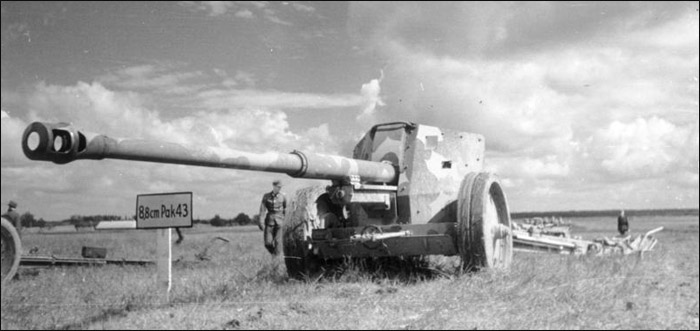 88 mm Panzerabwehrkanone 43 L/71, developed by Krupp 