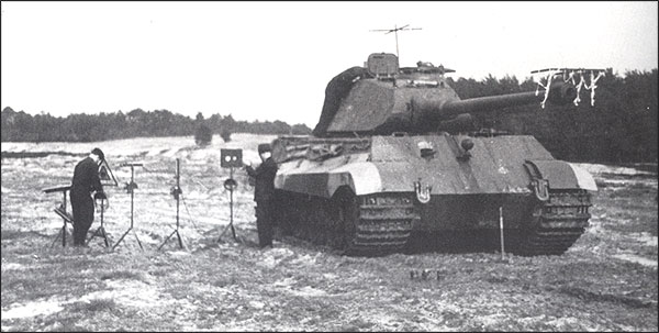 PzKpfw VI TIGER II