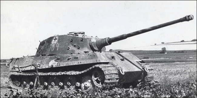 PzKpfw. VI Tiger II Ausf.B s.SS.PzAbt.501, France, 1944
